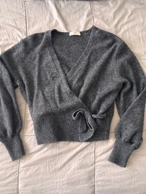 Wilfred Aritzia SoftSpoke Cassidy Wrap Sweater - Heather Charcoal